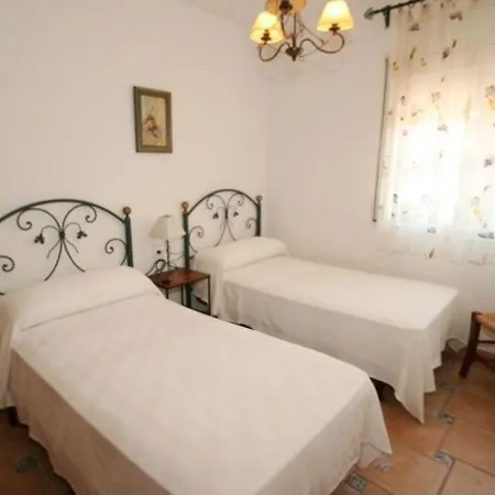 Villa En Ametlla De Mar Con Piscina Privada Y Jardin, A Solo 200m Del Mar, 6 Personas - Hisp-217-45